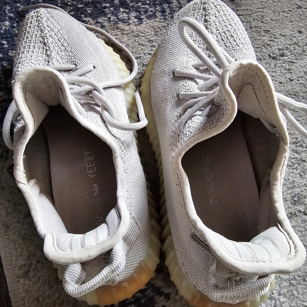 Adidas x Yeezy 350 Boost Sneakers 8M/9.5W - Picture 12 of 12